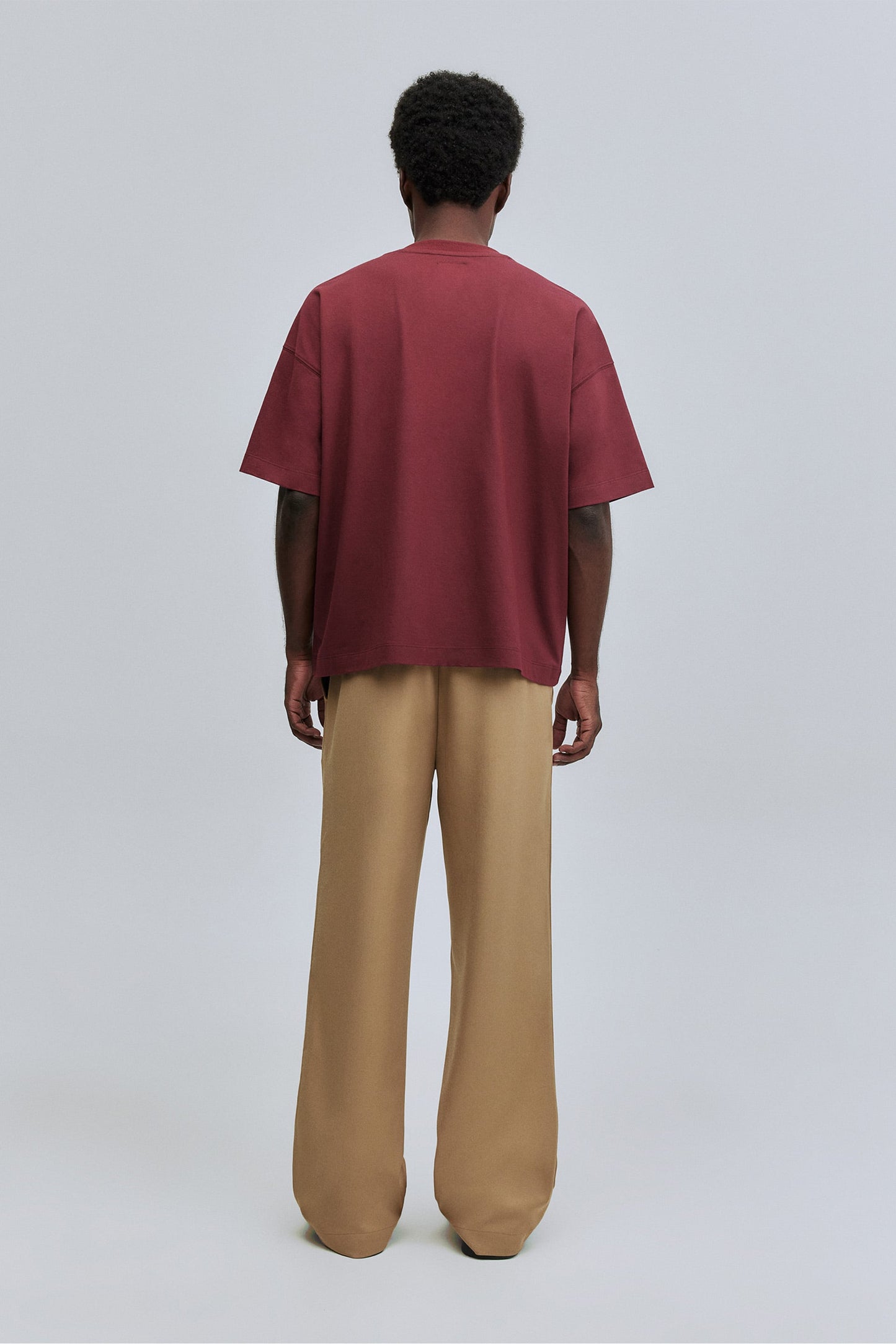 T-shirt Boxy Fit Logo Bordado Hering + Welcome - Vinho