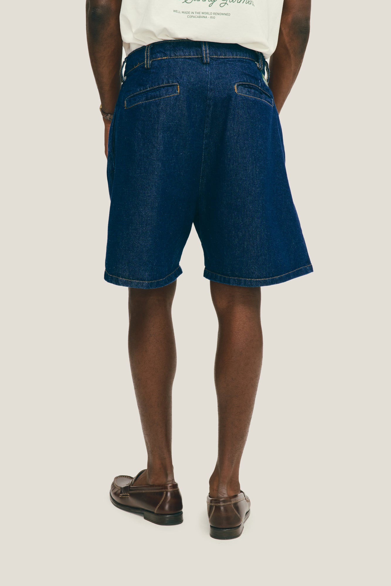 Bermuda Jeans Alfaiataria Dupla Prega - Indigo