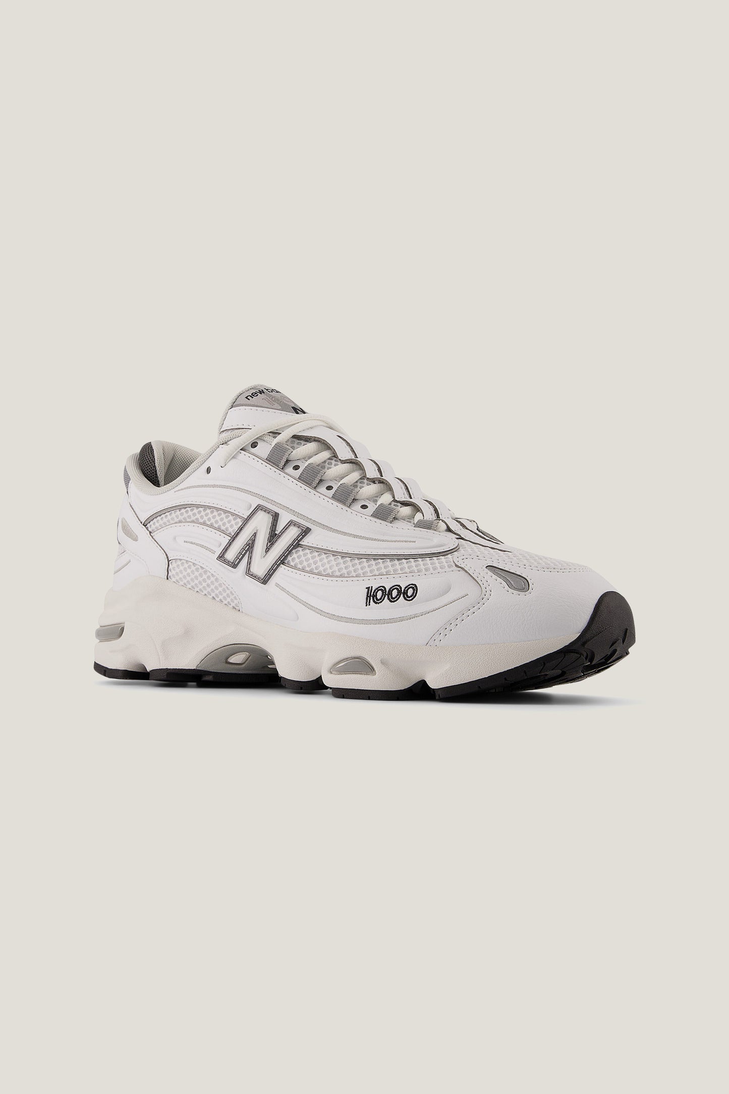 Tênis New Balance 1000 - Branco/Prata