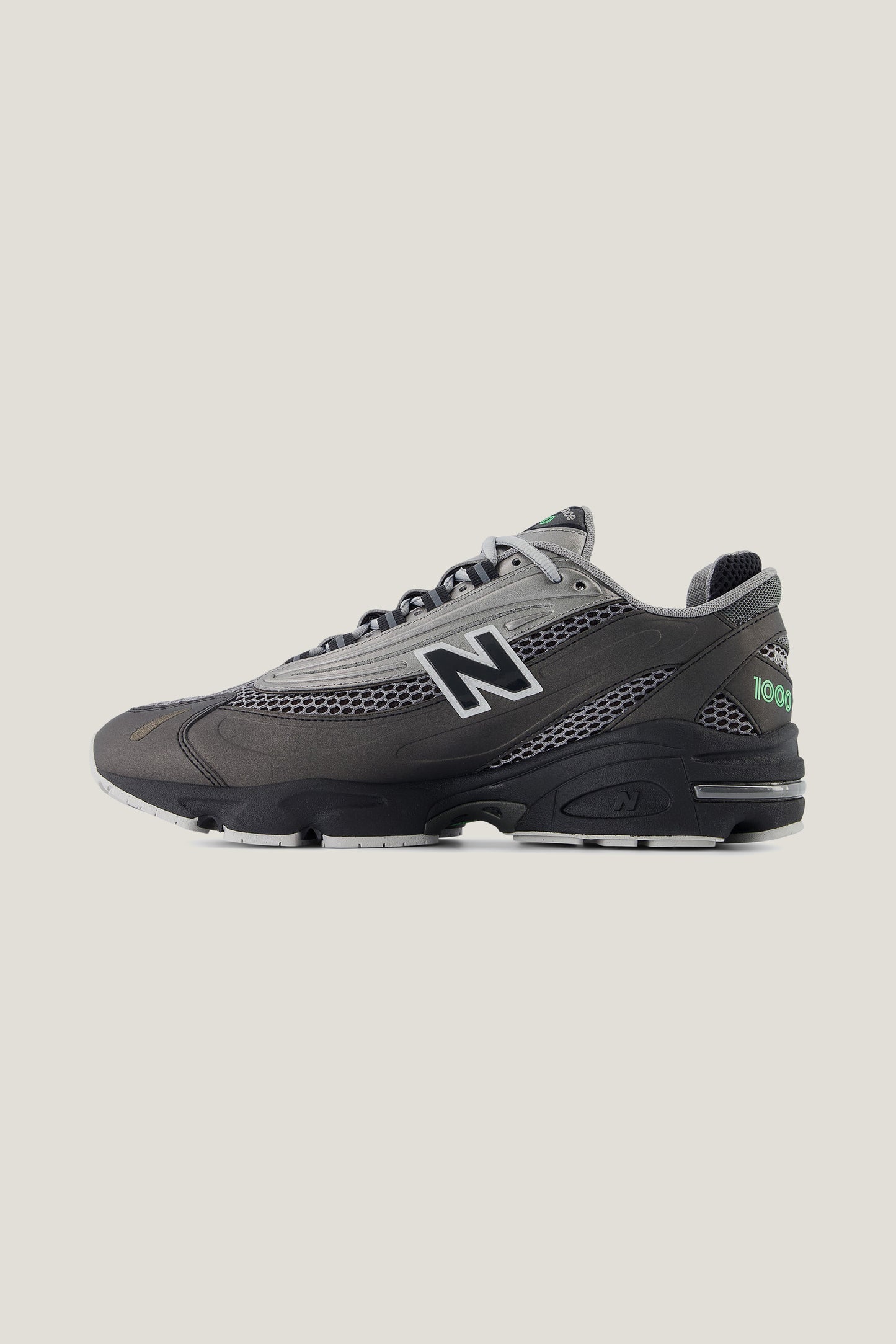 Tênis New Balance 1000 - Preto/Verde Claro