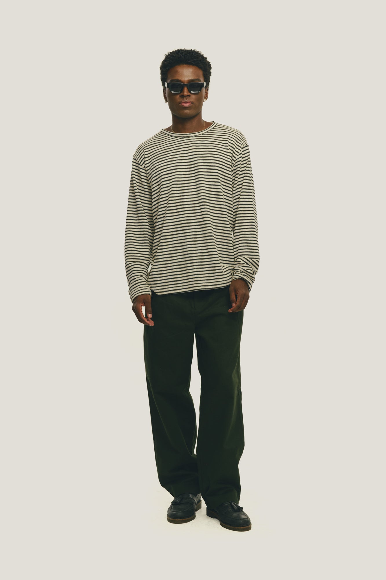 T-Shirt Regular Fit Tricô - Off White & Preto
