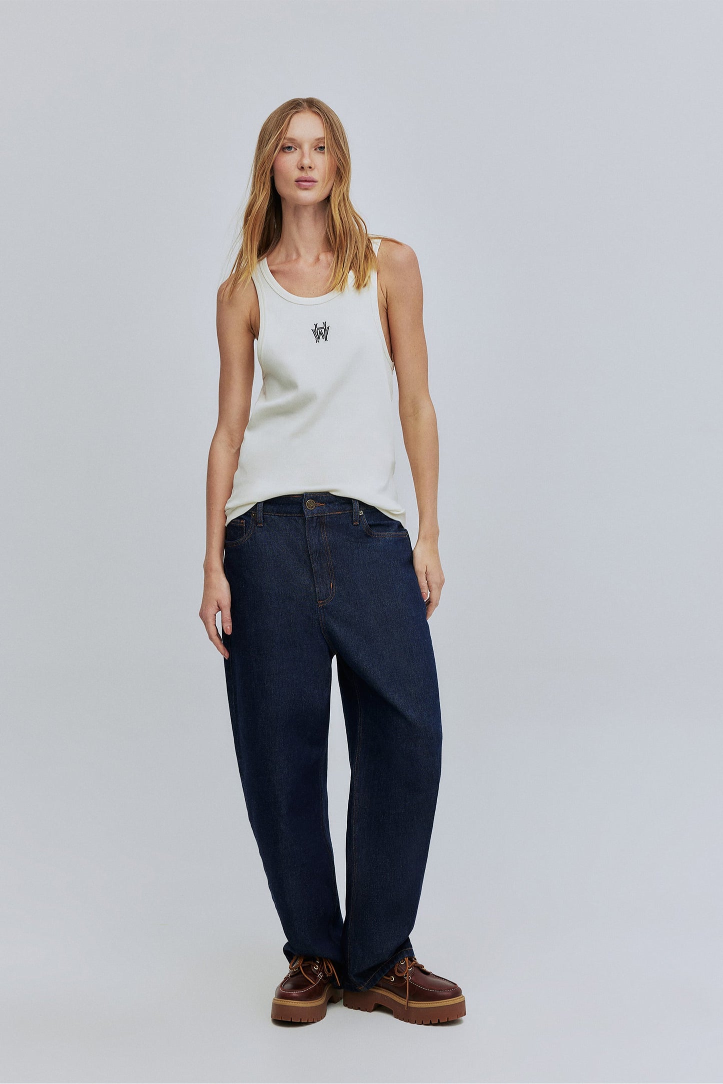 Regata Monograma Algodão Peruano Hering + Welcome - Off White