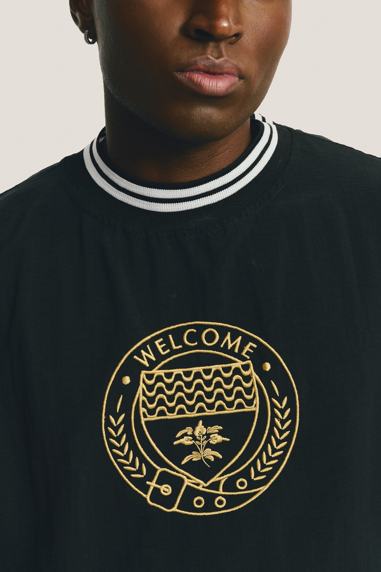 Casaco Crewneck Nylon - Preto