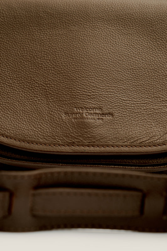 Bolsa de Couro Half Moon - Marrom Cacau