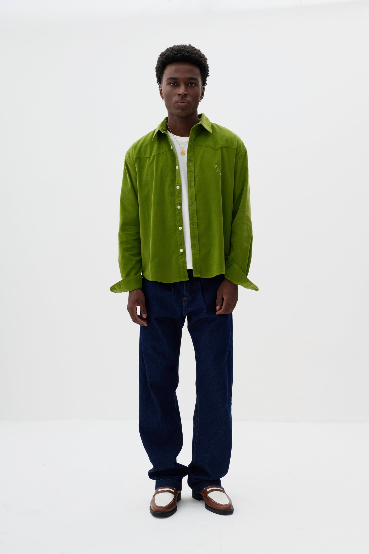 Camisa Overshirt Veludo Cotelê ML - Verde