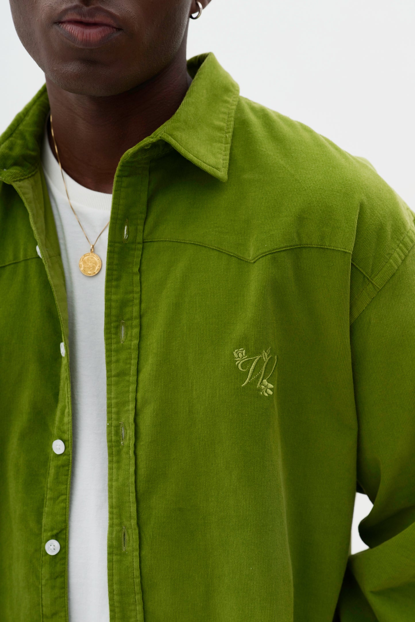 Camisa Overshirt Veludo Cotelê ML - Verde