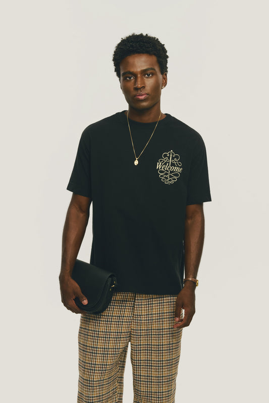 T-Shirt Regular Fit Needlework - Preta