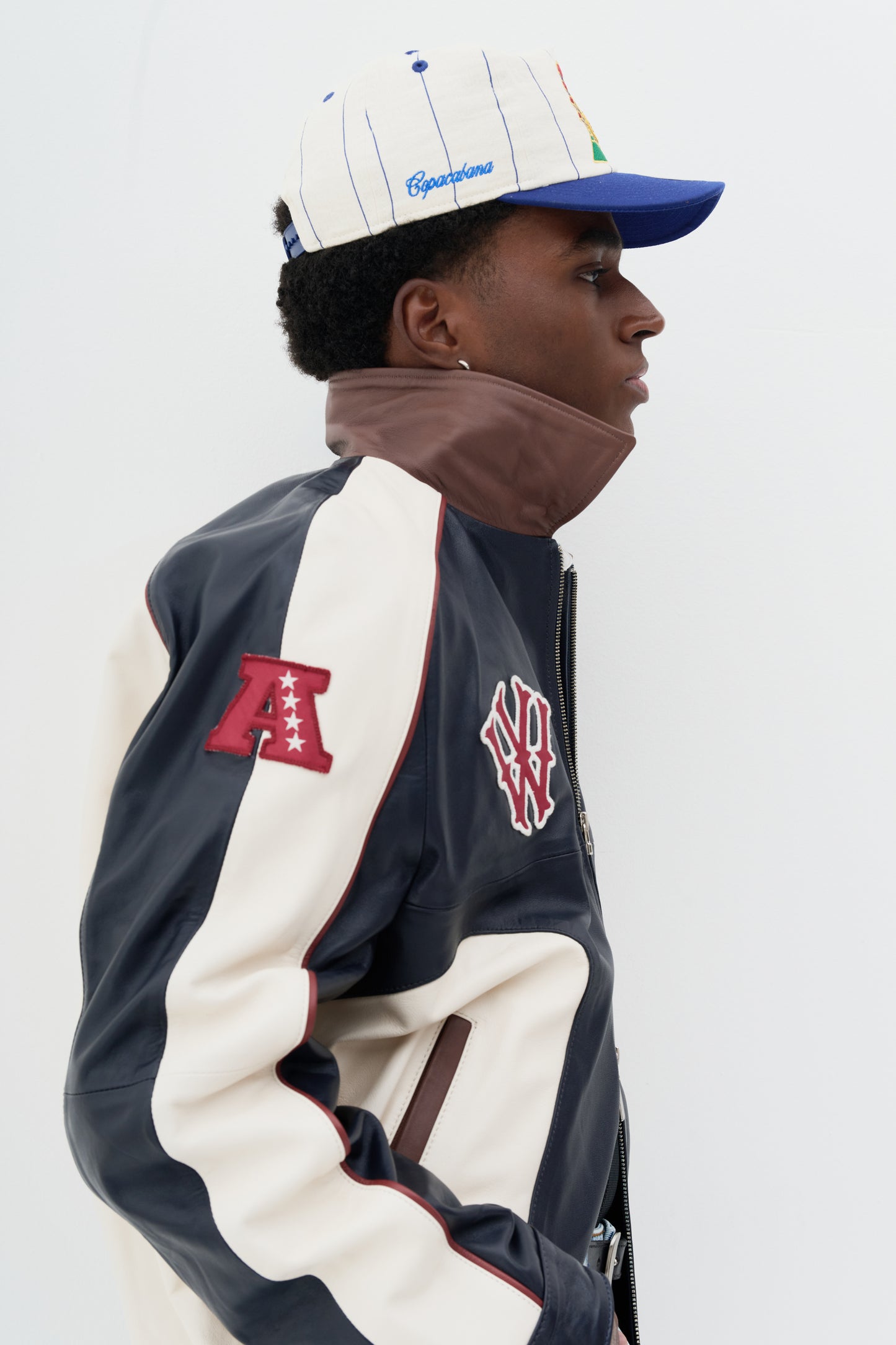 Jaqueta de Couro Kickoff x NFL - Azul e Off White