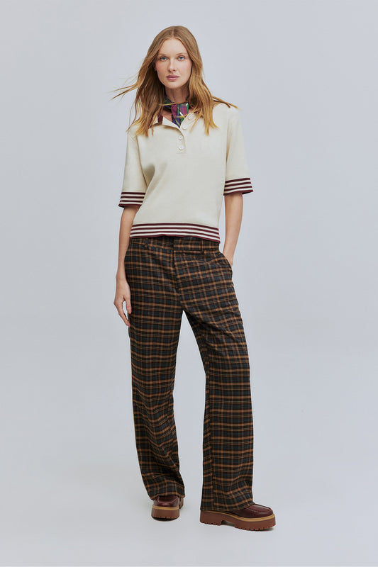 Polo Feminina Tricô Crop - Off White e Vinho