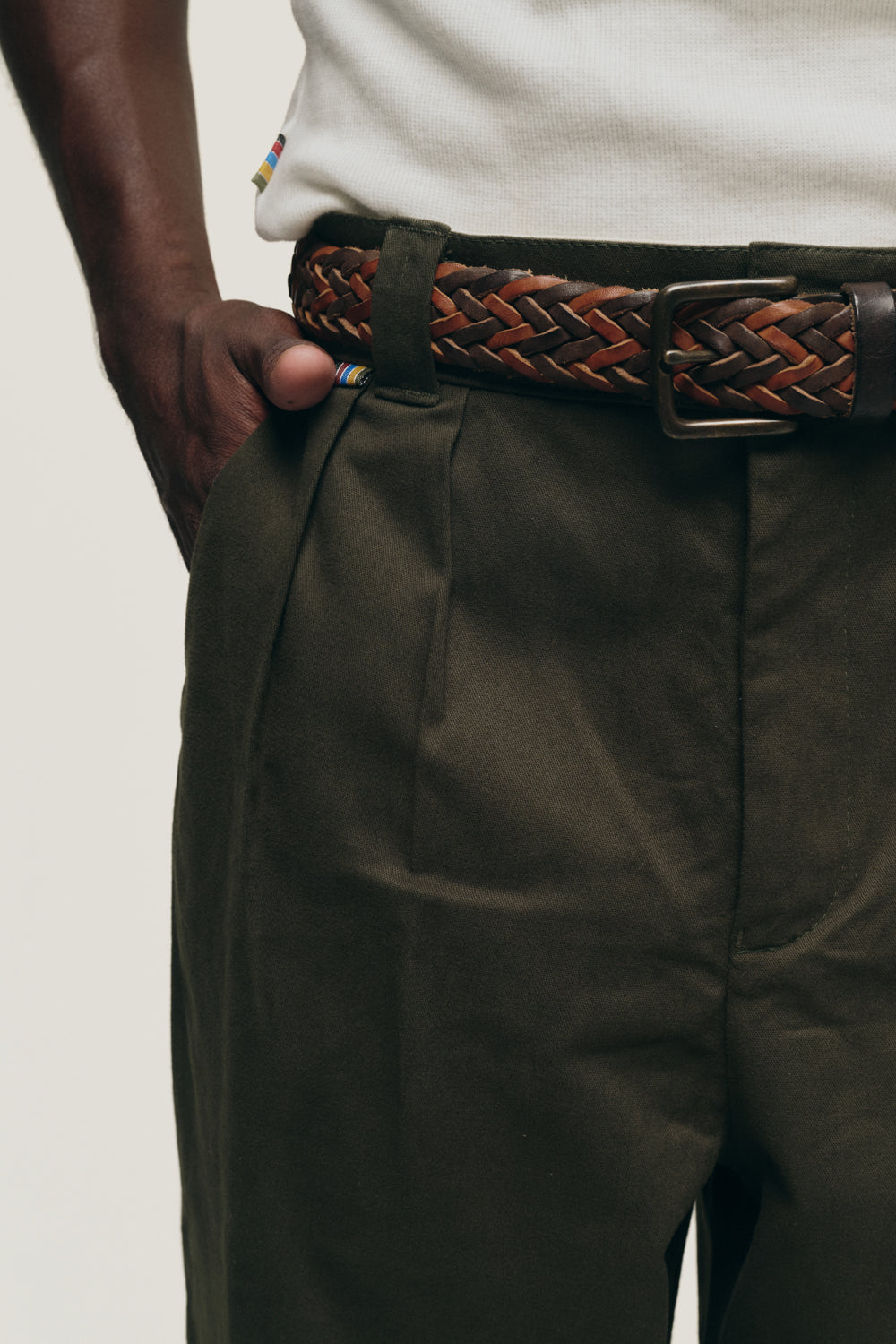 Calça Alfaiataria Dupla Prega - Verde Militar