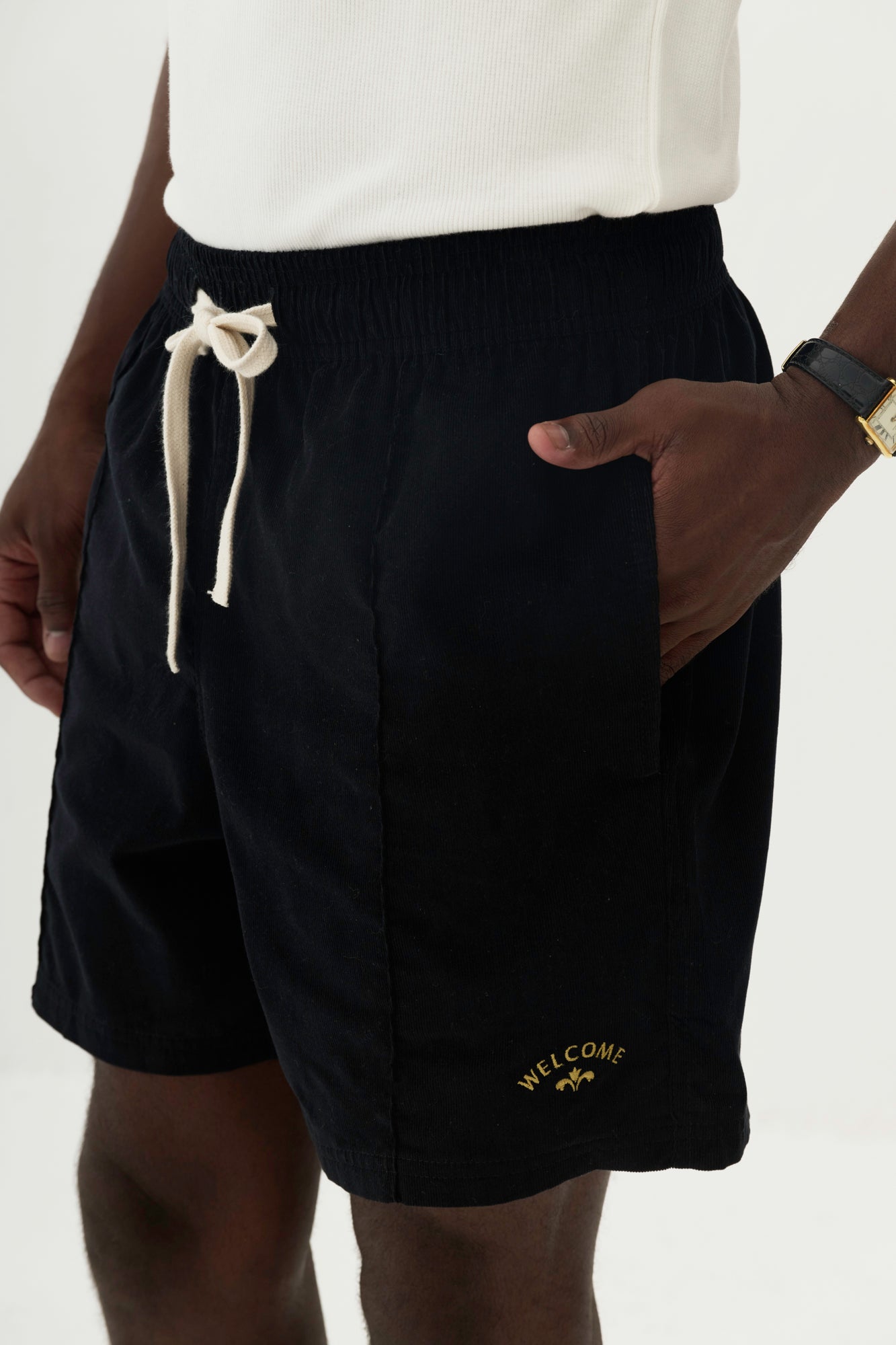 Short Elastico Veludo - Preto