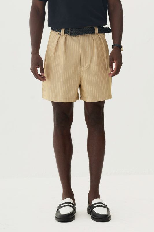 Bermuda Alfaiataria Dupla Prega - Risca de Giz Bege