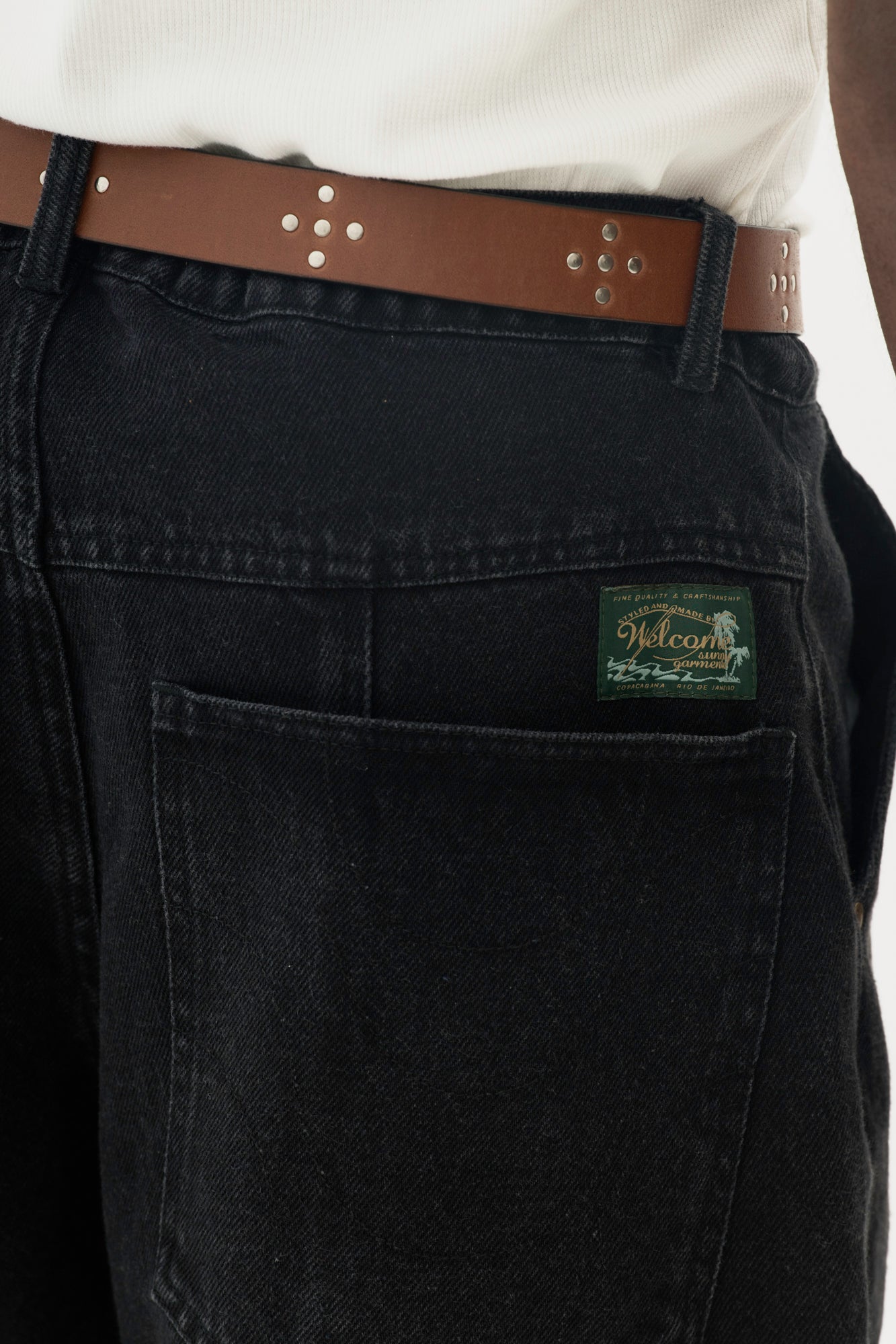 Bermuda Jeans Recorte Vertical - Preto