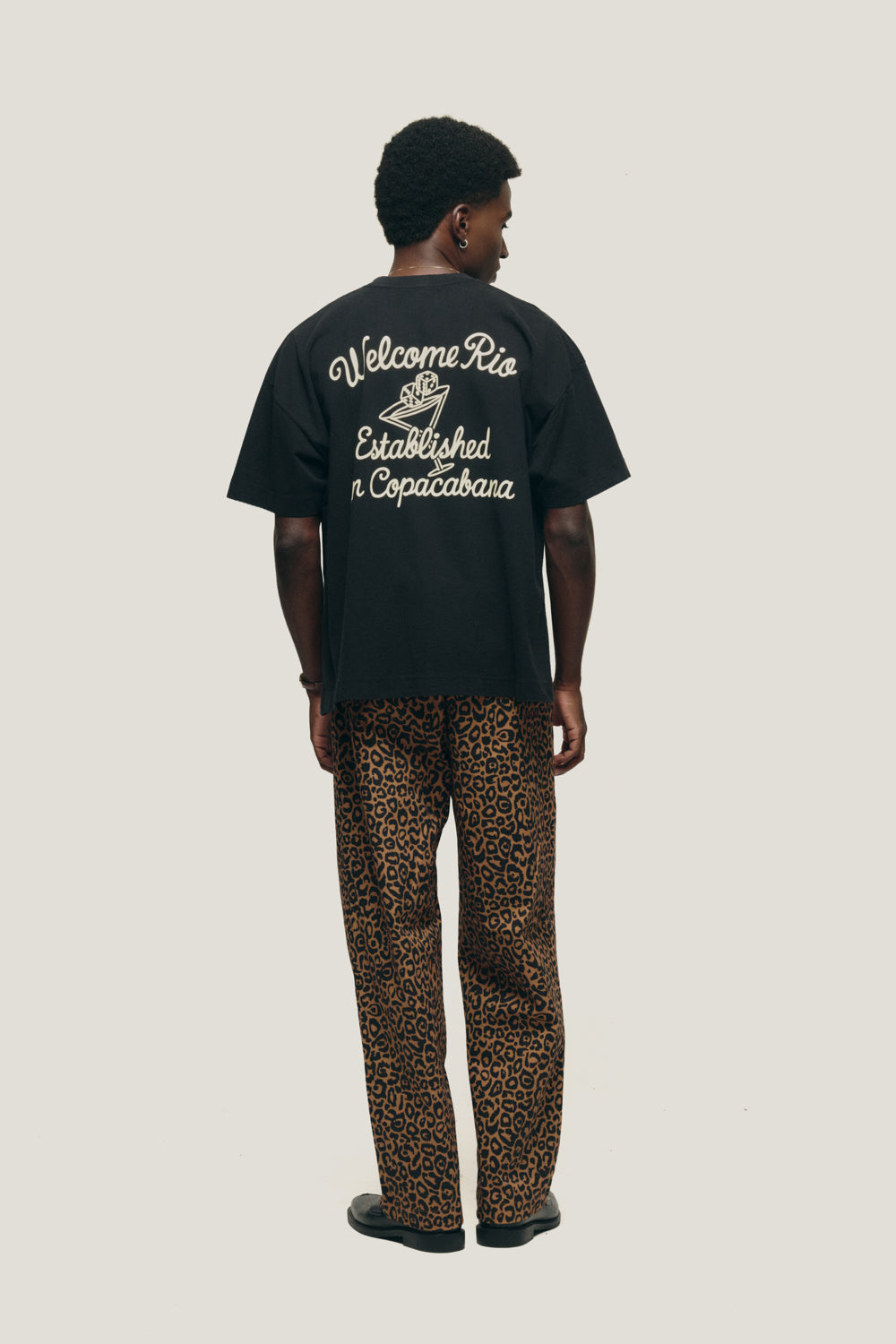 T-shirt Boxy Fit Dices - Preta