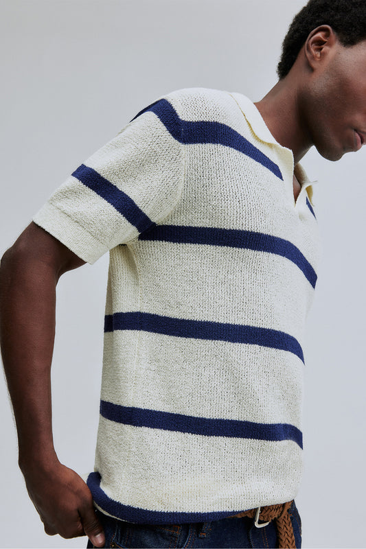 Polo Tricô Texturizado Listrado Hering + Welcome - Off White e Azul