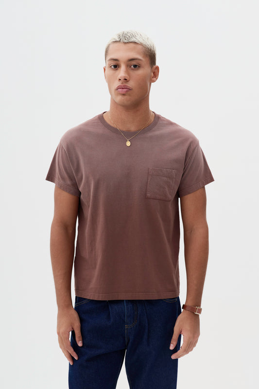 T-shirt Submariner com Bolso - Marrom Stoned