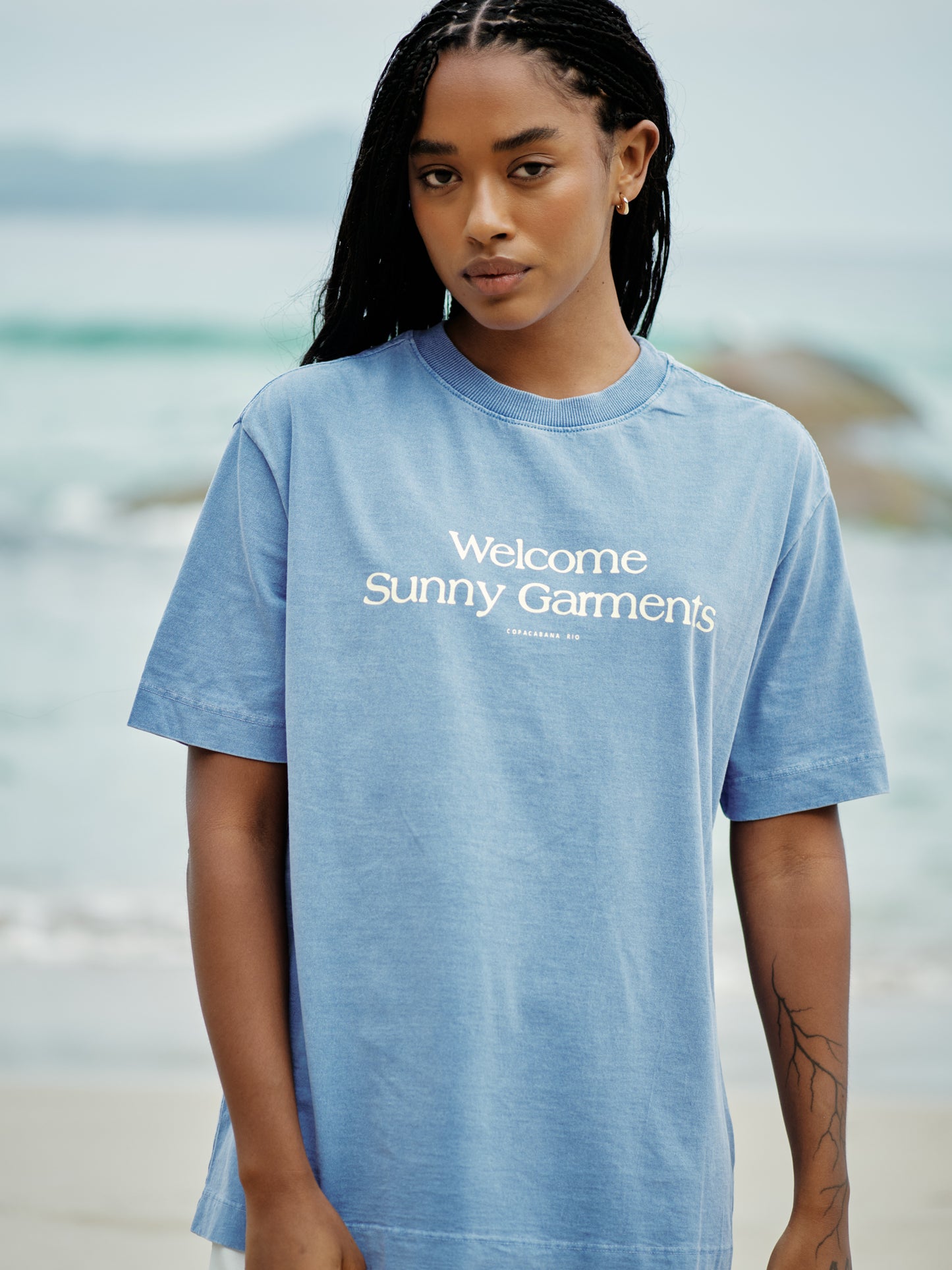 T-shirt Regular Fit Sunny - Azul Stoned