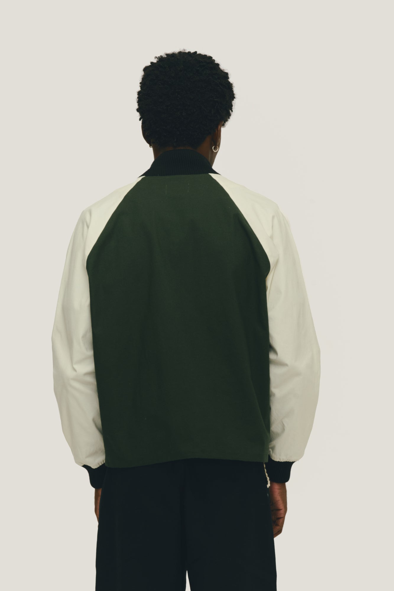 Jaqueta Bomber Raglan - Preto e Verde