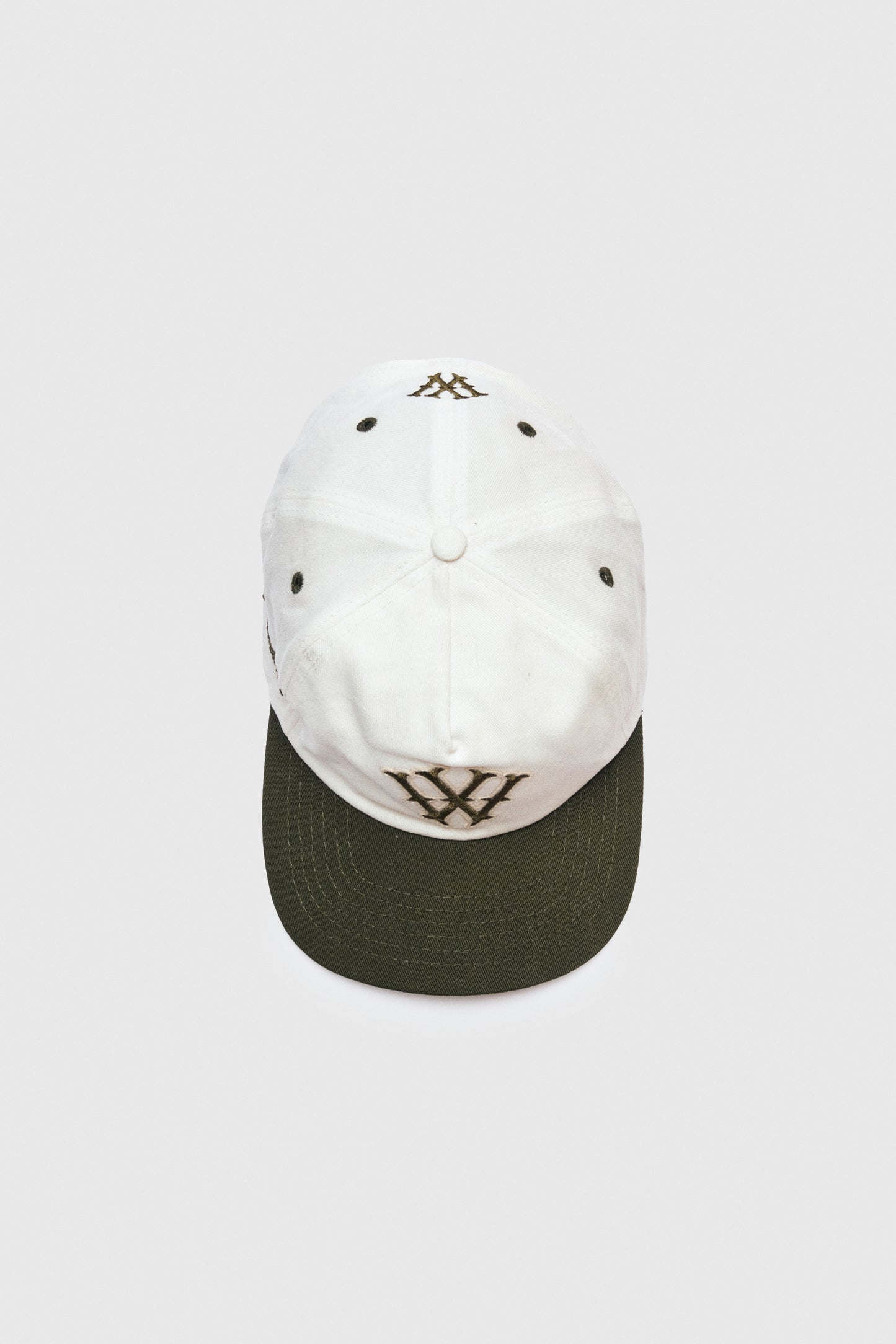 Boné Yankee - Off White e Verde